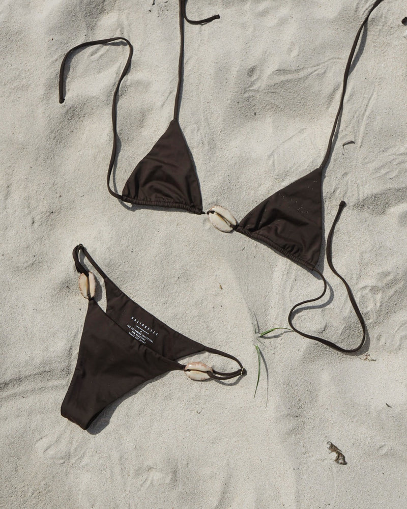 COWRIE SHELL BIKINI BOTTOM — COCOA M