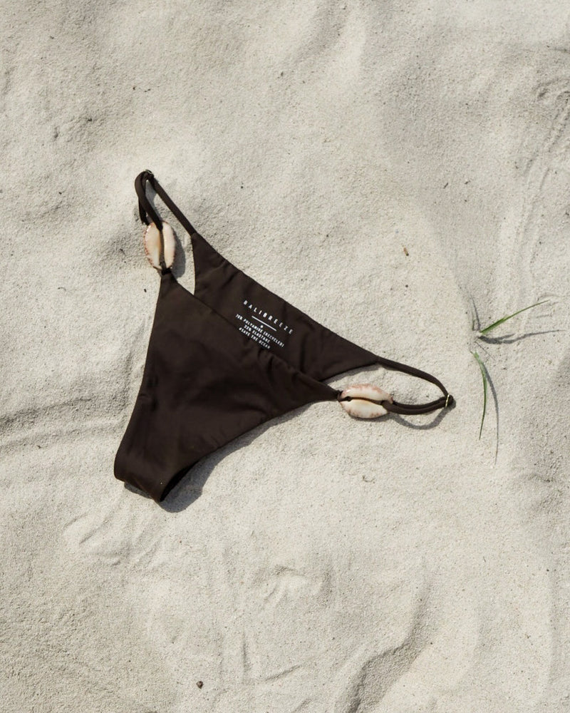 COWRIE SHELL BIKINI BOTTOM — COCOA M