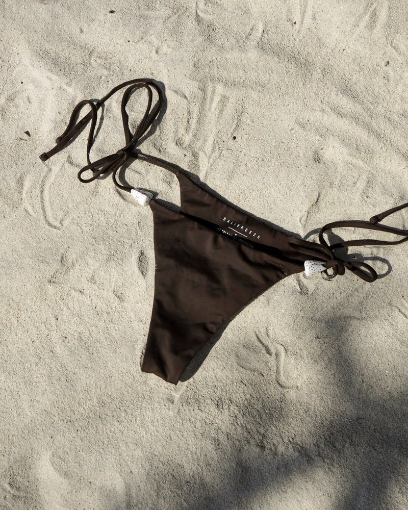 SPOTTED CONE SHELL BIKINI BOTTOM — COCOA M