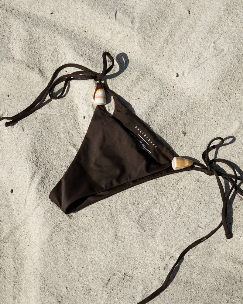 CARAMEL CONE SHELL BOTTOM COCOA M